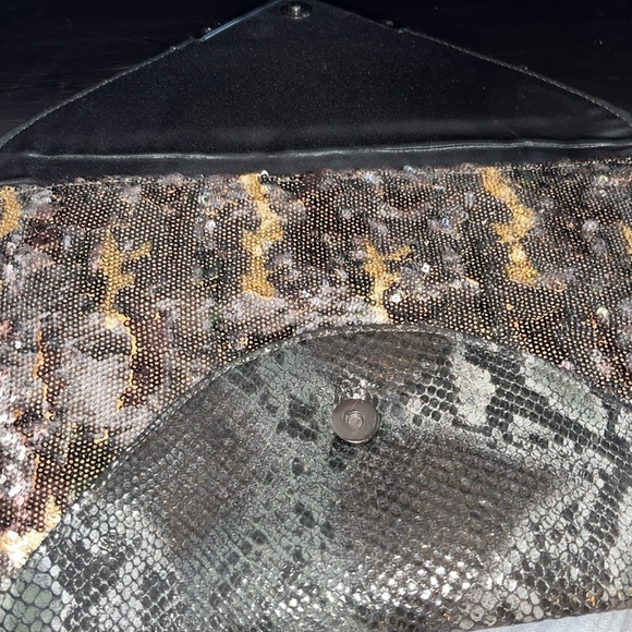 Big Budda Clutch- Black and gray with sequins!!! NWOT - Picture 5 of 5